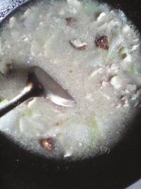 猪肉香菇冬瓜汤做法图解5)