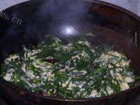 家常菜鸡蛋炒韭菜苔做法图解8)