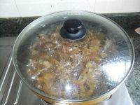 美味的红烧肉皮做法图解9)
