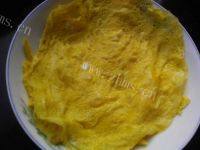 美味的紫菜包饭做法图解3)