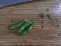 下酒菜卤毛豆做法图解2)
