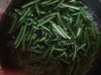 爽口的凉拌豆角做法图解4)