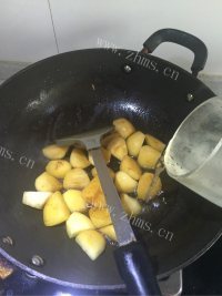 好吃的红烧土豆做法图解5)