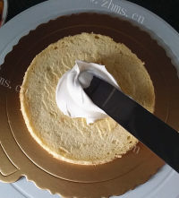 自制奶油水果蛋糕做法图解7)