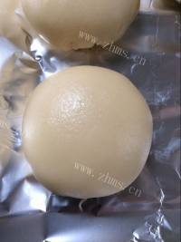美味的猴头菇苏式月饼做法图解16)