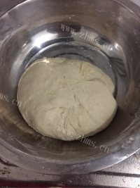 好吃的豆角羊肉包子做法图解1)