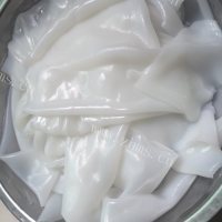 好吃的榨菜瘦肉炒肠粉做法图解1)