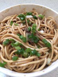 美味的热干面
