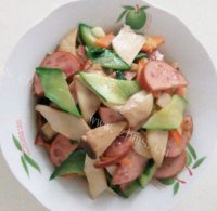 家常菜黄瓜炒火腿