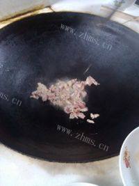 美美厨房之腐竹炒肉做法图解3)