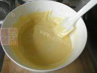 自己做的蜜豆戚风蛋糕做法图解10)