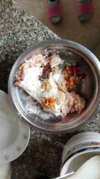 美味的白菜猪肉水饺做法图解4)