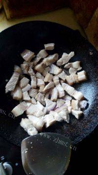 家常菜土豆红烧肉做法图解7)