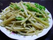 辣椒炒土豆丝