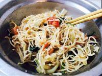 美味的炒面