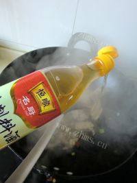 红烧排骨土豆做法图解7)