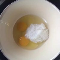 香气浓郁的核桃蛋糕做法图解1)