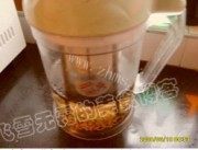 早餐美食黑芝麻豆浆做法图解4)