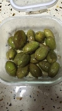 香脆爽口腌橄榄做法图解4)