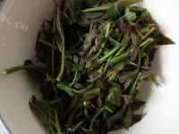简单的炸香椿芽做法图解1)