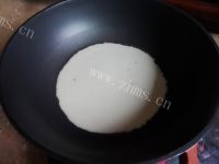 美味营养的芒果班戟做法图解4)