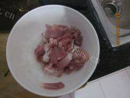 「营养美食」豆角炒肉做法图解3)