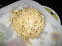 家常菜洋白菜炒豆片做法图解2)