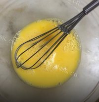 五味俱全的榴莲千层做法图解1)