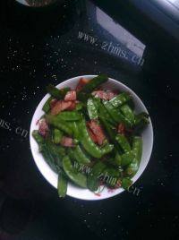 家常菜荷兰豆炒培根