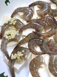 美味的鲜虾豆腐做法图解10)
