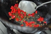 美味的椒香桂鱼做法图解11)