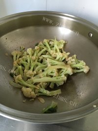 蒜香蠔油有机花菜做法图解12)
