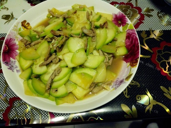 肉丝炒角瓜