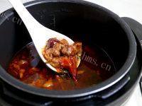 自制红烧牛肉面做法图解1)