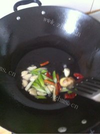 五味俱全的麻辣鱼做法图解2)
