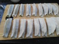 美味的鲜肉锅贴做法图解8)