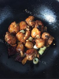 好吃的烧鸡块做法图解2)