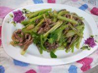 家常菜芹菜牛肉丝