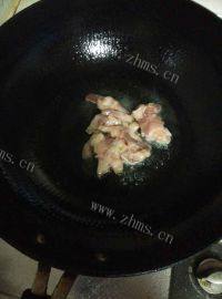 家常菜花菜炒肉丝做法图解6)