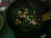 韭菜苔炒章鱼的做法图解六