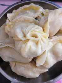 美味营养的烫面蒸饺做法图解15)