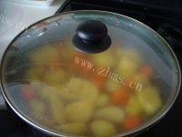 家常菜咖喱土豆鸡做法图解8)