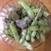 美味的铁锅排骨炖芸豆的做法图解八