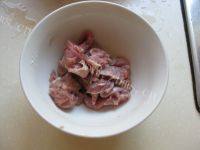 家常菜油菜炒肉做法图解3)