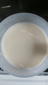 美味的红枣花生豆浆做法图解4)