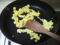 美味的番茄虾仁炒饭做法图解1)