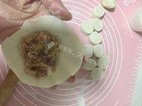 自己做的酸菜猪肉馅饺子做法图解9)