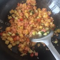 超级美味芝士焗饭做法图解4)