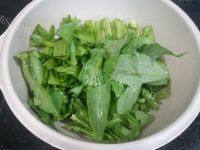 家常菜清炒苦麦菜做法图解2)