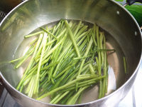 清香菠菜茎拌双丝#多效护做法图解6)